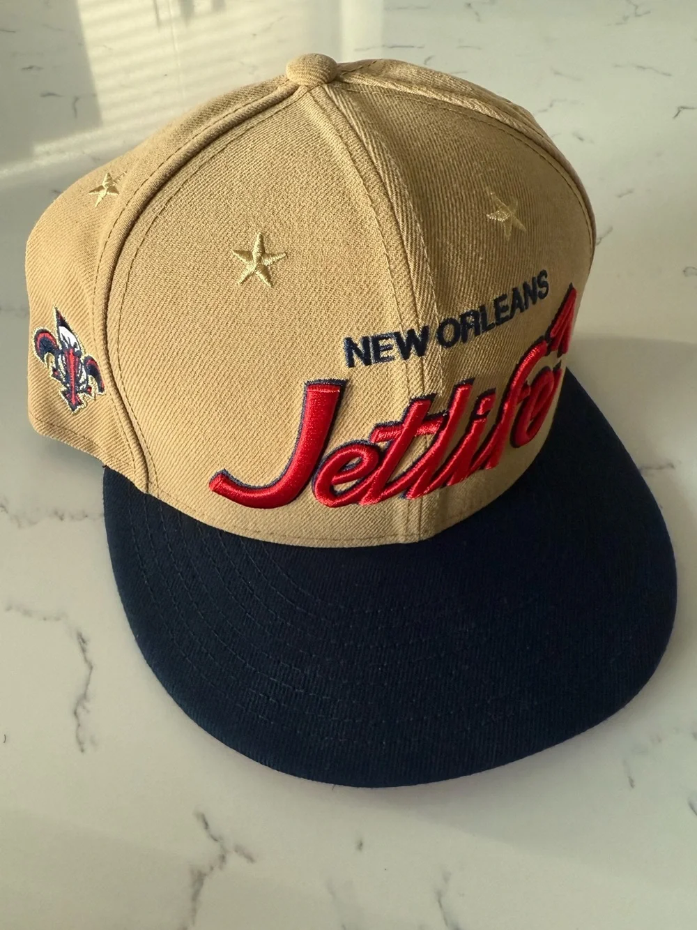 New ERA New Orleans Pelicans Jet Life Curren$y fitted hat cap 7 1/2 NBA limited